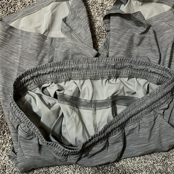 Lululemon Pace Breaker Short - Picture 4 of 4